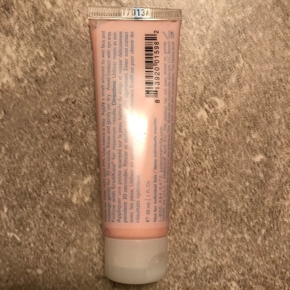 Kate Somerville EradiKate Daily Foaming Cleanser - Picture 2 of 3